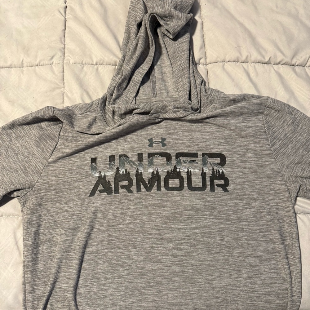 Under Armour lightweight hoodie. Gray, size youth large. Like new.